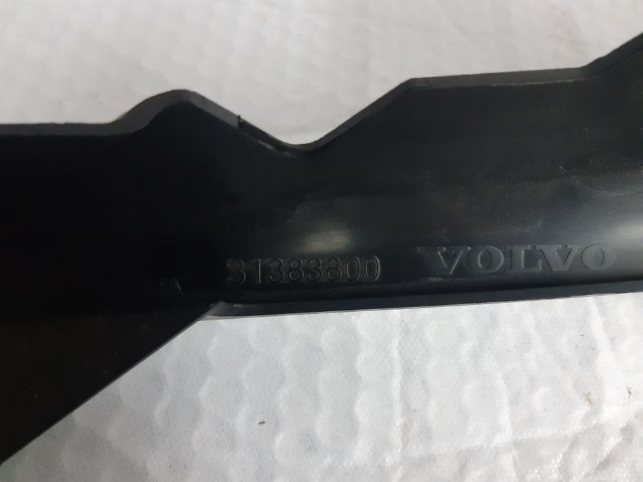 Grila proiector spoiler inferior stg si dr  volvo XC90 ,2016-2019