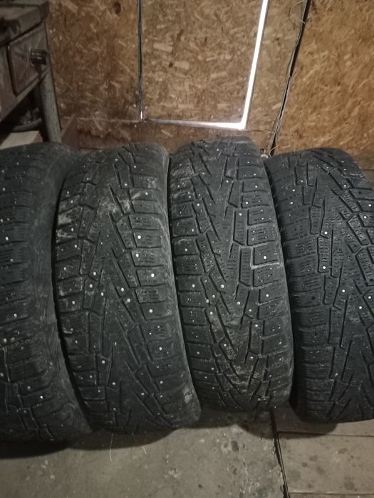 Продам шины зимние