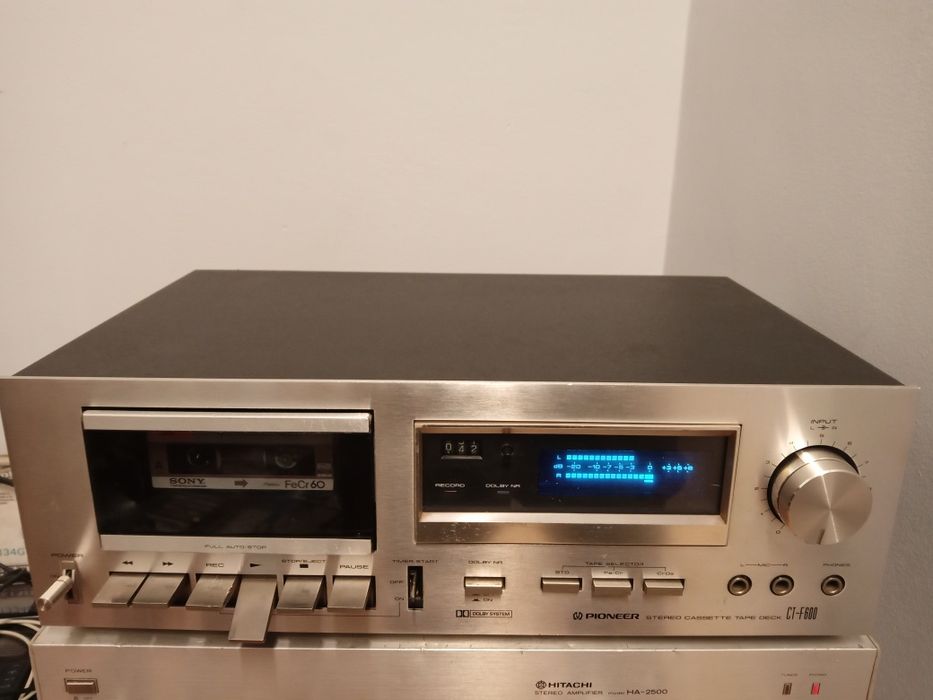 Pioneer ct f 600