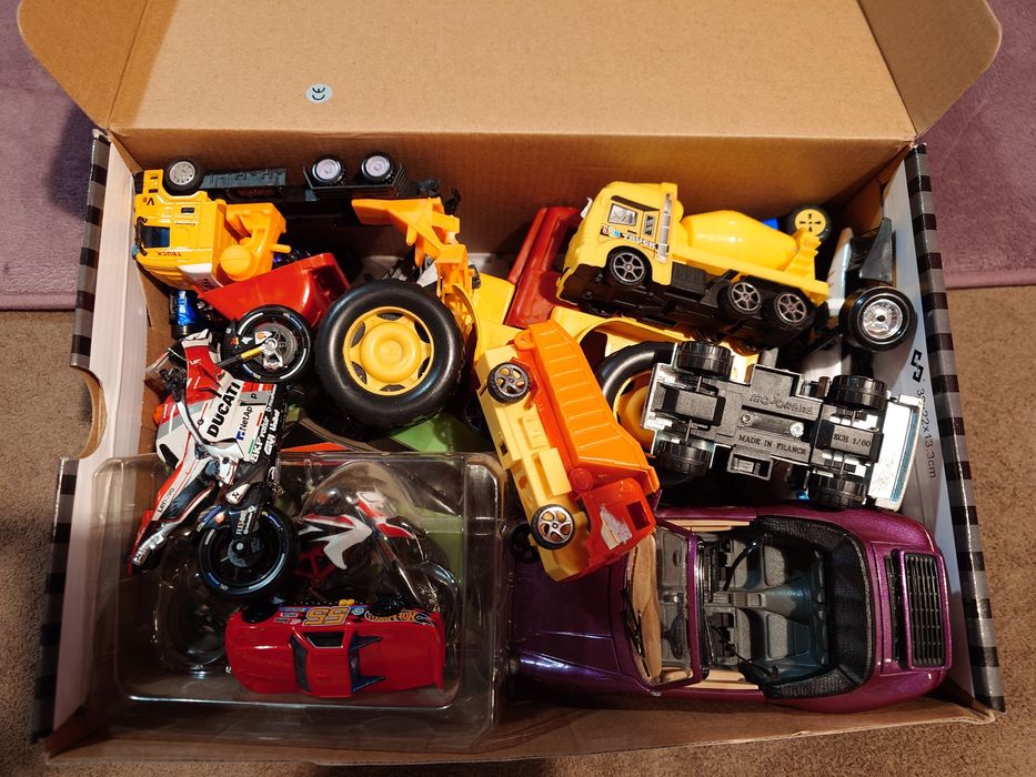 Колички - лот от колички и мотори