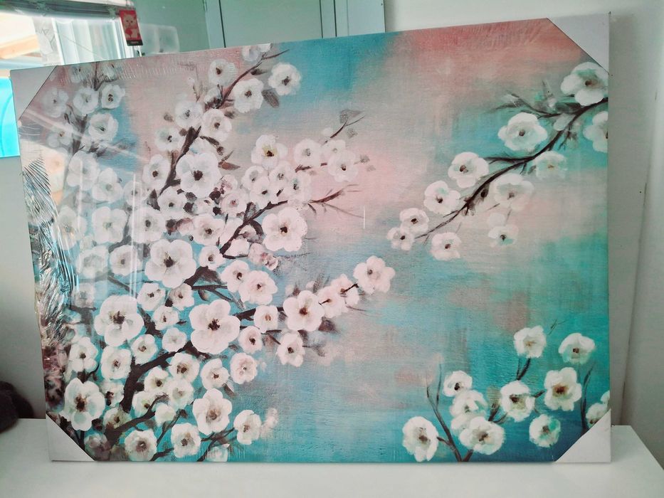 Продавам картини