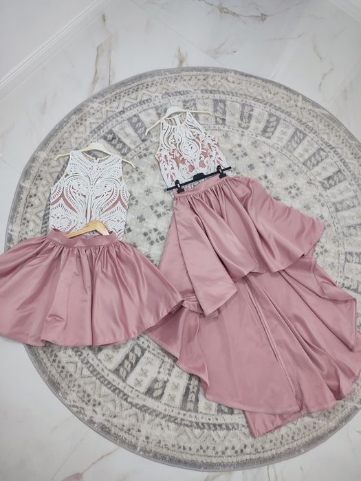 Rochie de nasa facuta la comanda roz pudra cu tul si paiete