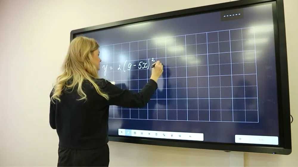 Интерактивная панель STUDIYMAX 65/75 4K СЕНСОР ДОСКА все бренд есть