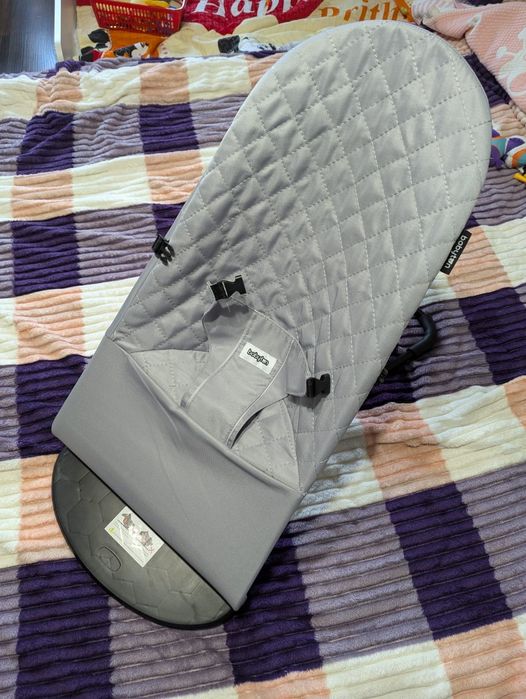 Детский шезлонг для укачивания