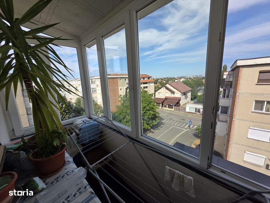 Vand apartament 3 camere cartier ALFA Arad