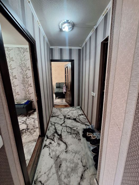 Сотилади Чилонзор 23 квартал кирпич 2 хонали разделка