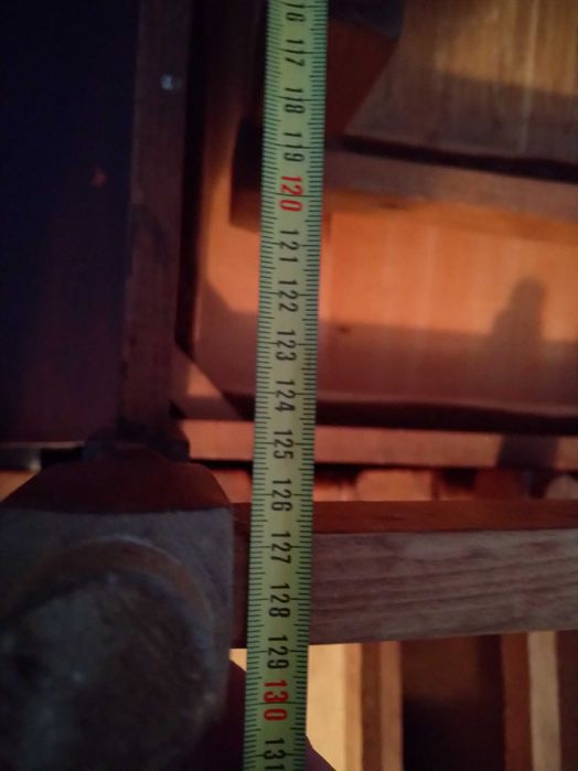 Холна трапезна маса с столове и пейки