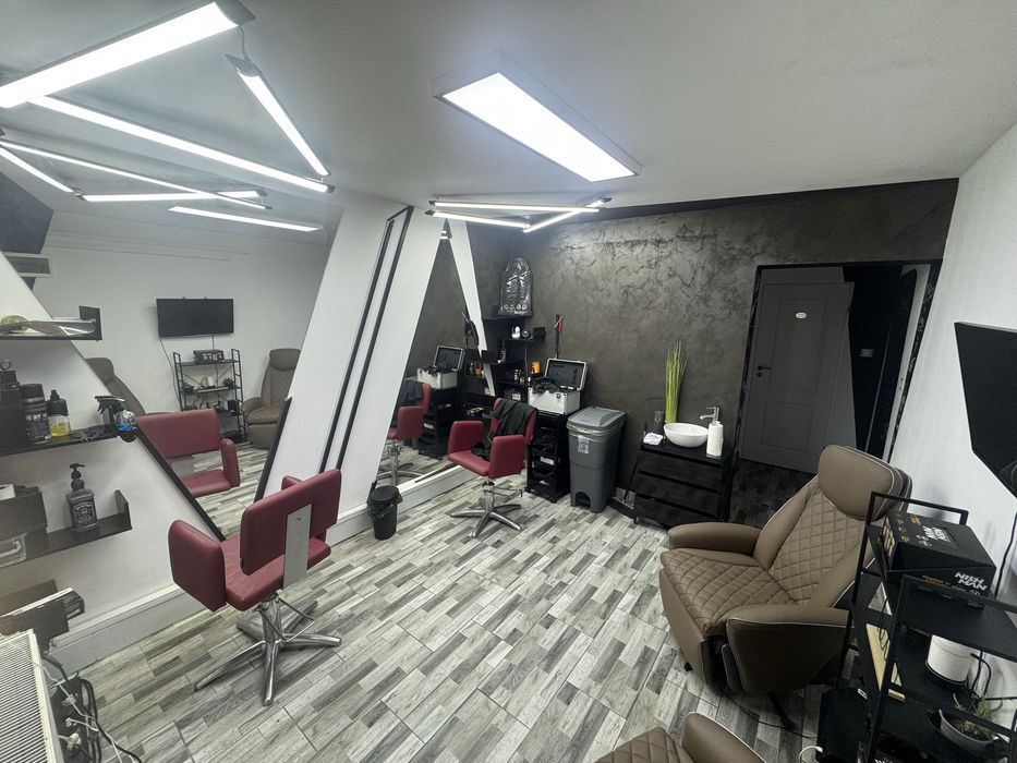Salon Coafor si Frizerie de Inchiriat