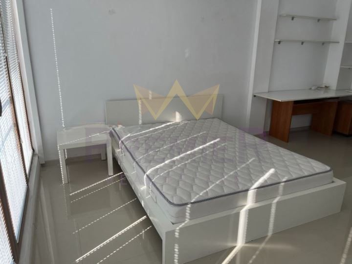 Дава се под наем Къща в Варна, м-т Траката - 285 кв.м за 2000 € - Снимка #7