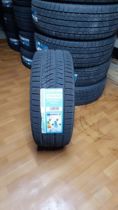 235/45R17  DOVROAD