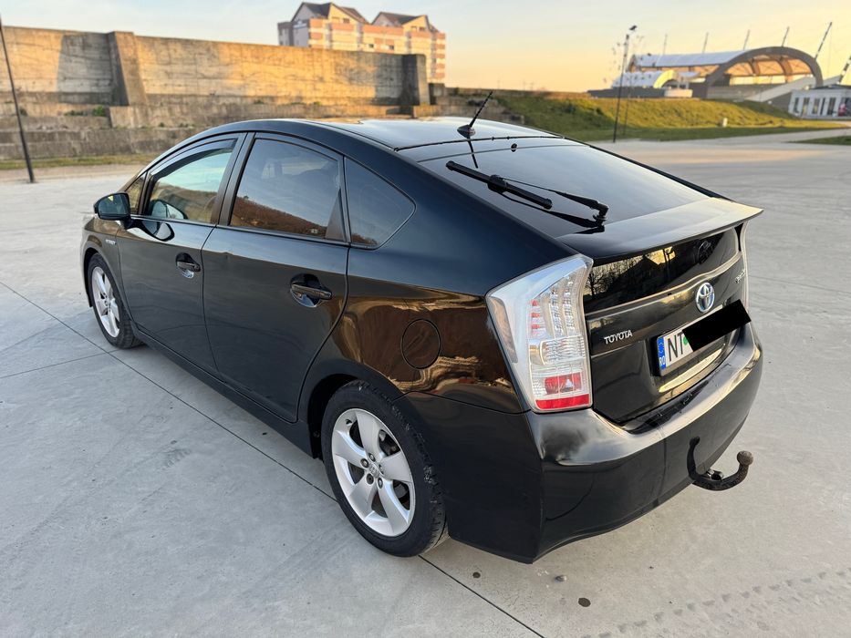 Vând/ schimb Toyota Prius 3 - 08.2009 - 1.8 hybrid - 136 HP - Euro 5