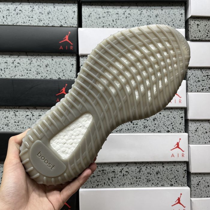 Yezzy 350 boost v2