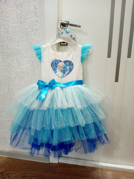 Продам платье на девочку