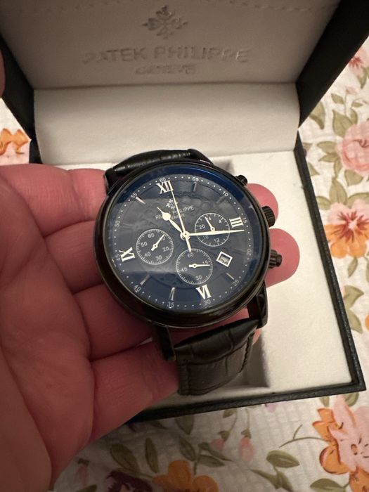 Часы  Patek Philipple