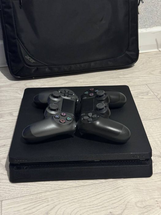 продам playstation 4 slim