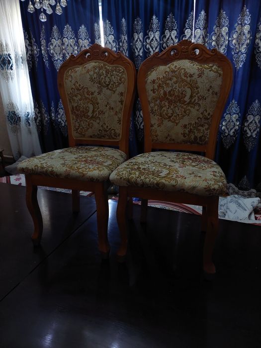 Стол и стулья комплект