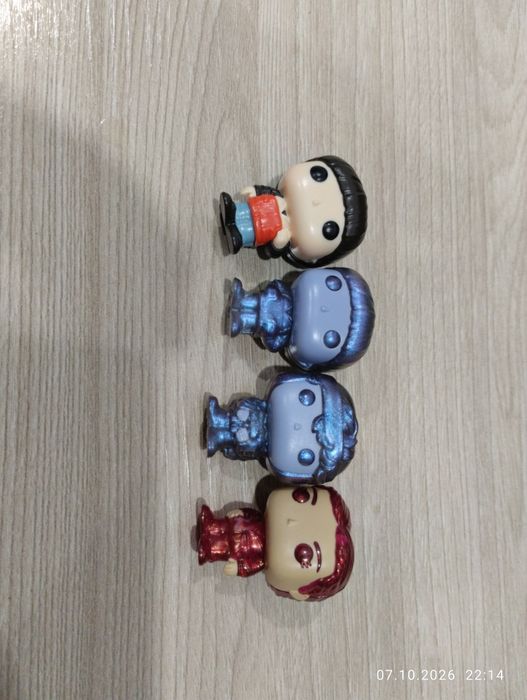 Продам мини фигурки the stranger things читайте описание