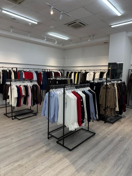 Оборудование для магазина одежды