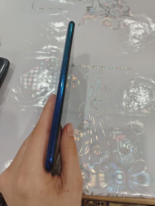 Продаю телефоны не рабочие