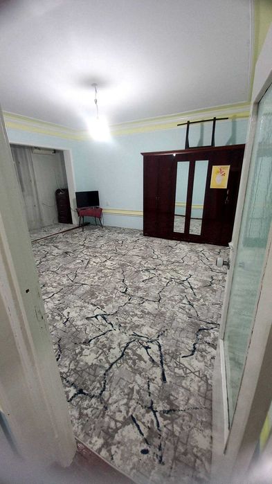 Sergili 1 dahasi Chinor 5-bekat yonida joylashgan xonadon ijara un