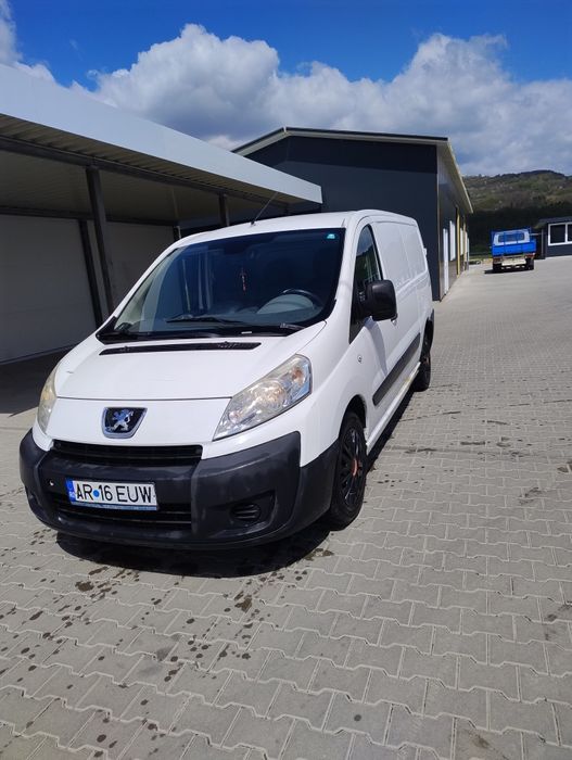 Peugeot Expert an 2008