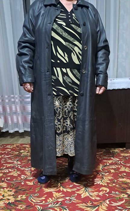 Б/у кожаный плащ