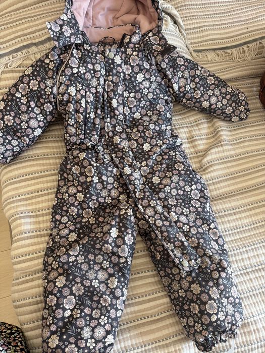 Продам зимний комбинезон crockid