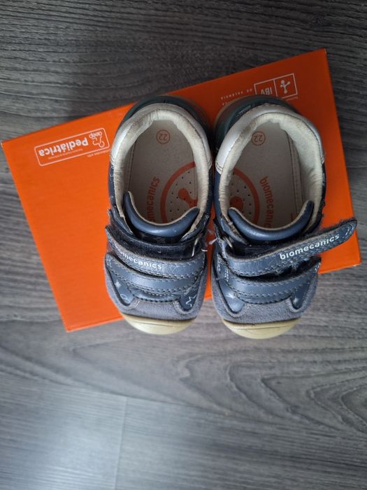 Pantofi biomecanics nr 22