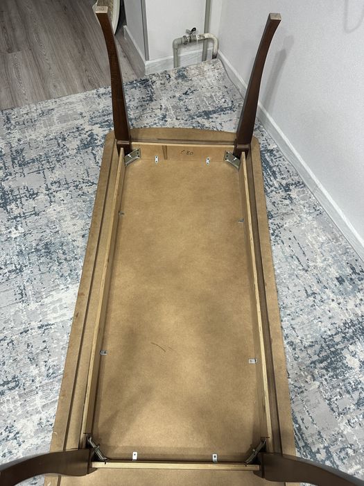 Стол гостевой дерево