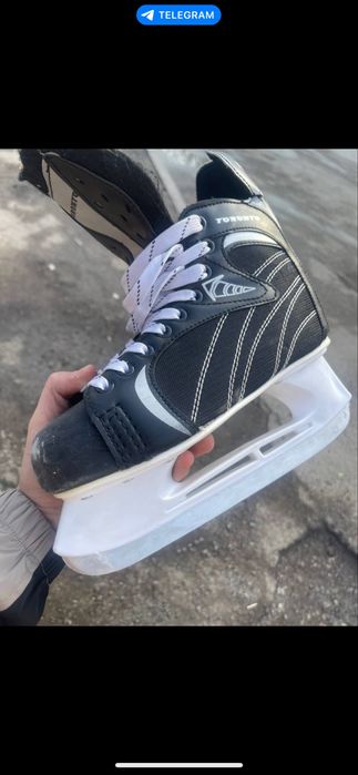 Коньки 41 размер срочно