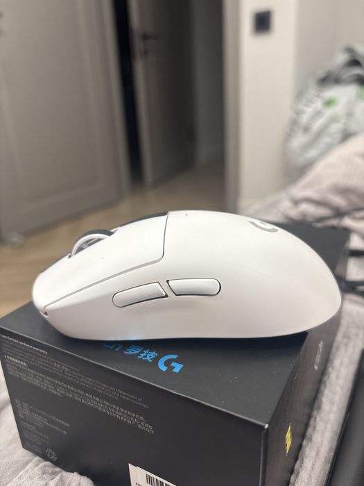 Продам logitech g pro x superlight белый