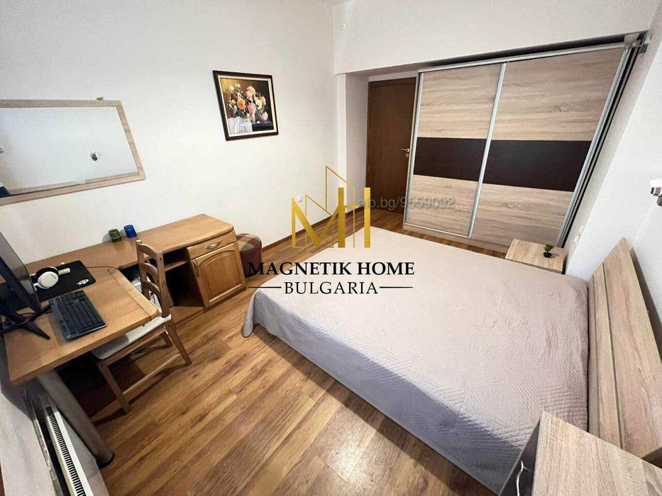 Брилянтен двустаен апартамент с паркомясто на метри от морската