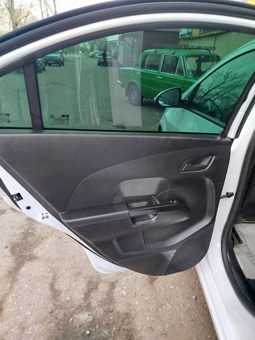 Продам Chevrolet Aveo T300, 2015