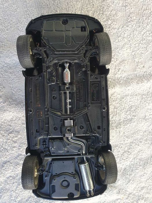 Machetă Auto Volkswagen New Beetle (1998) - Bburago (Scara 1:18)