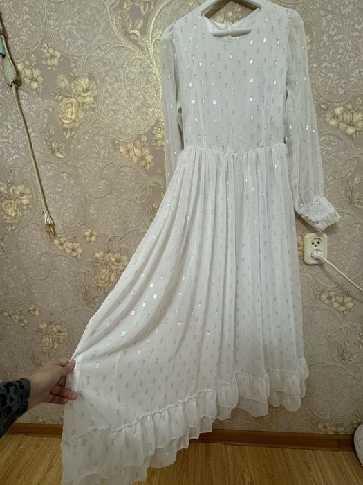 Кажекей и платье