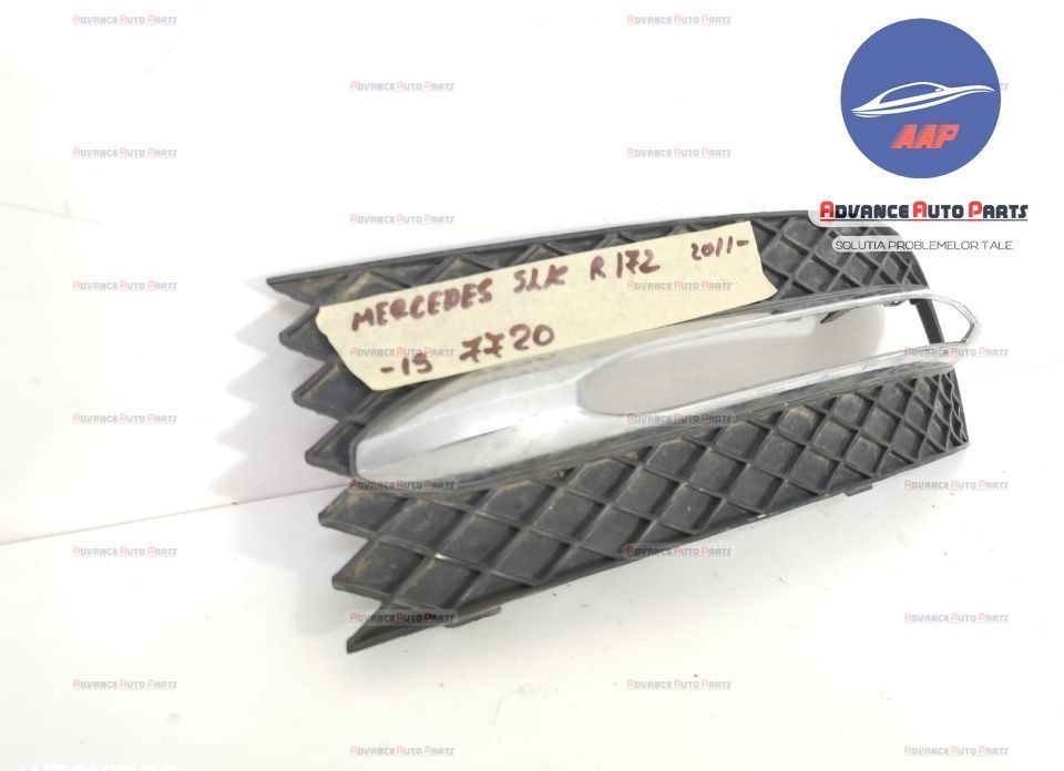 Grila proiector stanga cod A1728859223 originala Mercedes-Benz SLK-Cla