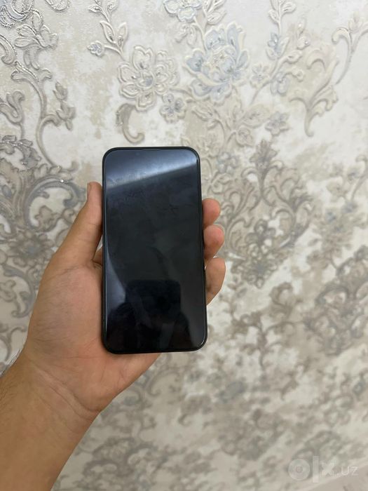 Iphone 16 e sotiladi