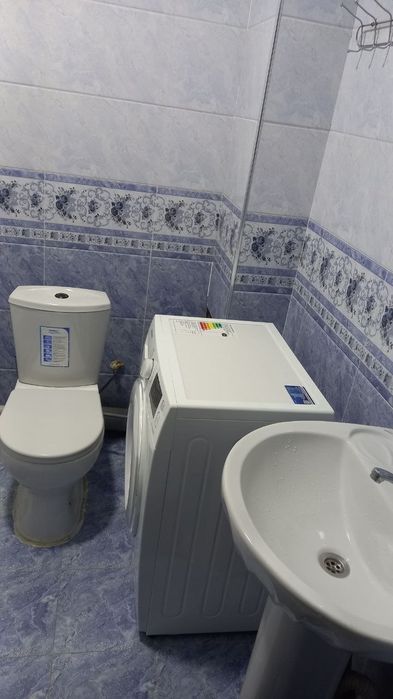 Срочно 3 хонали квартира ижарага берилади!!!