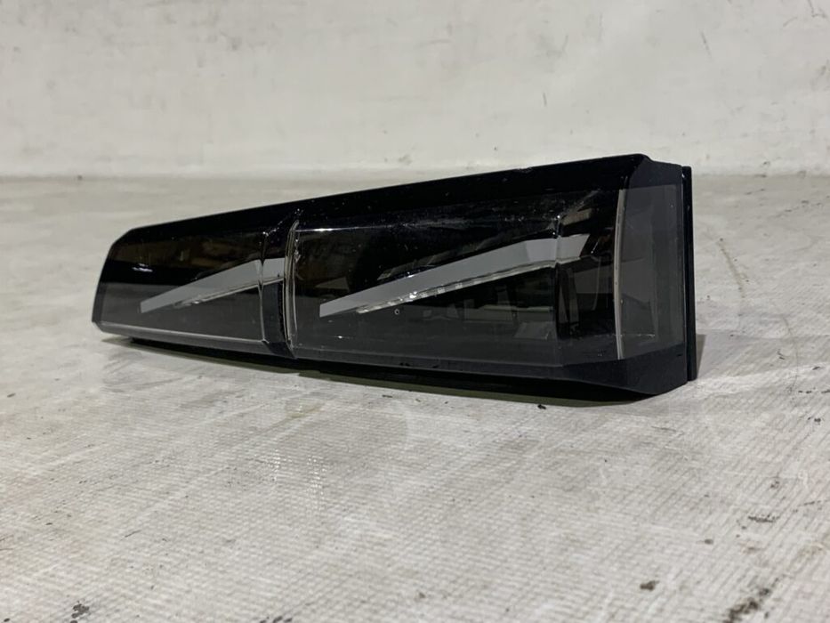 Stop dreapta spate pe hayon, Peugeot 308 GT, 2021, 2022, 2023, 2024, cod origine OE 9835300380.