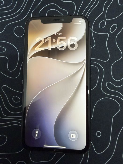 продаю Iphone 11