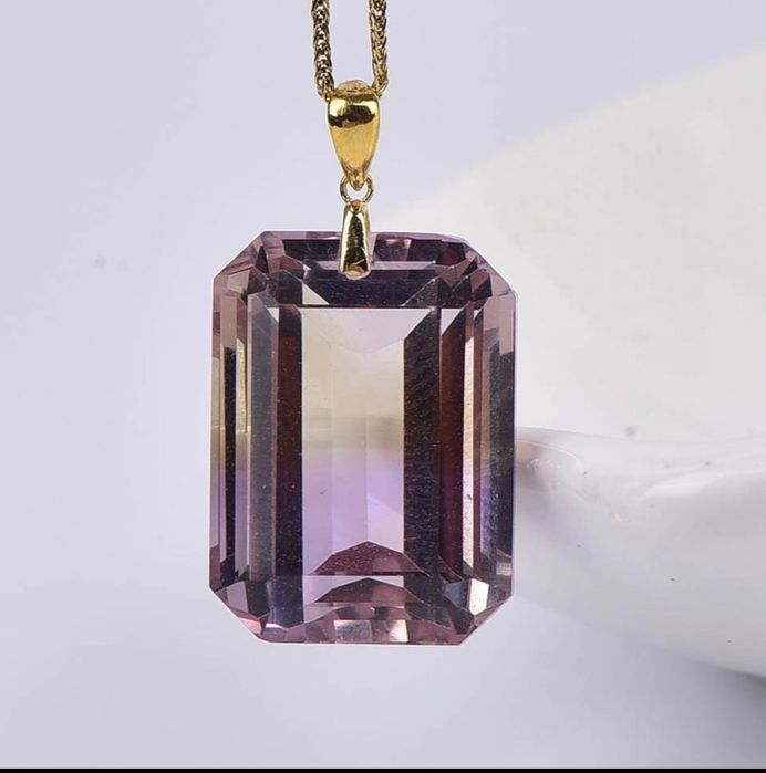 Colier aur 18k  cu pandantiv ametist 17.75 carate