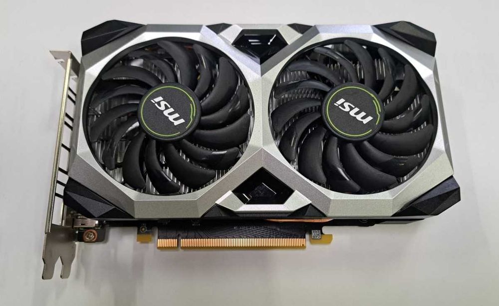 MSI GeForce GTX 1660 SUPER VENTUS XS OC – 6GB GDDR6 – Gaming Full HD