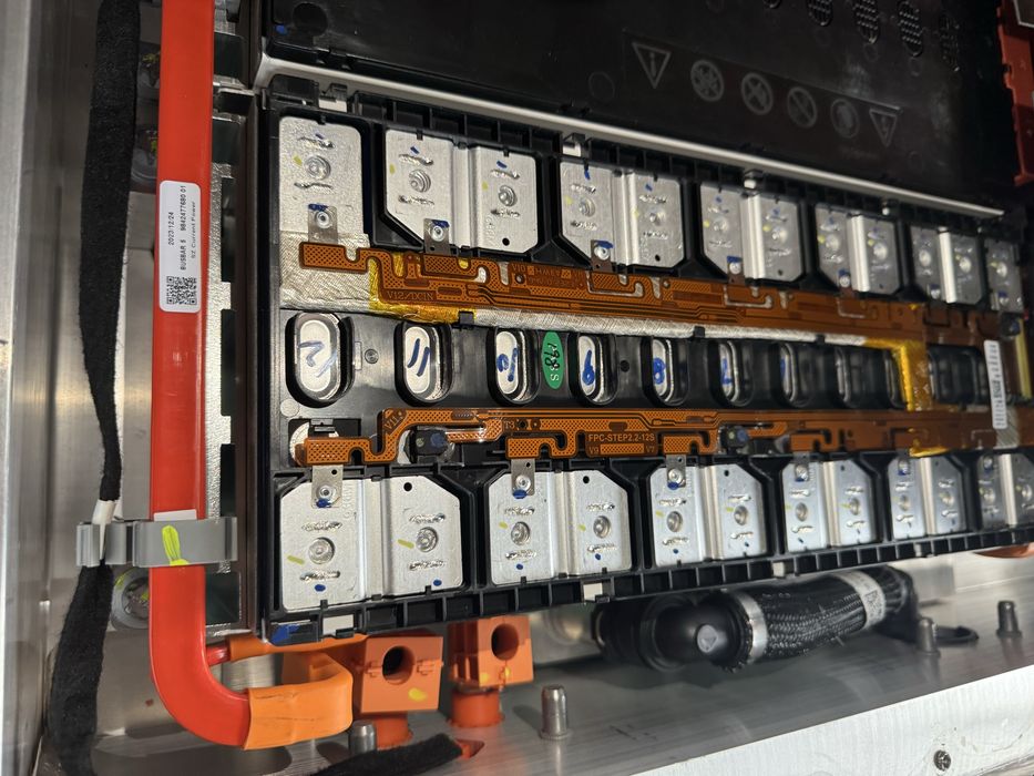 Батерии за електромобили и ремонт