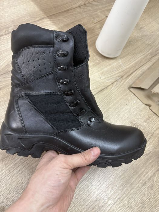 Продам берцы зимние и летние.