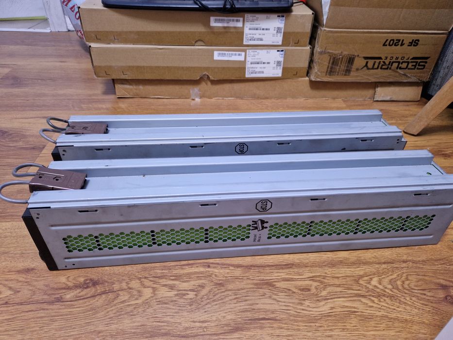 UPS источник бесперебойного питания