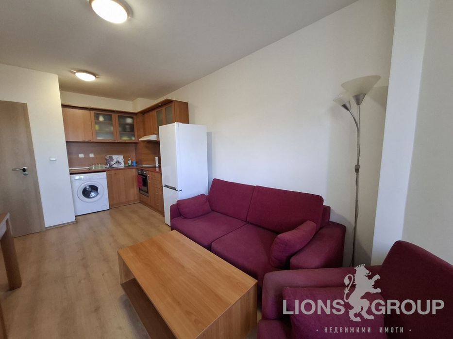 Дава се под наем Двустаен апартамент в Варна, Галата - 44 кв.м за 378.93 € - Снимка #1