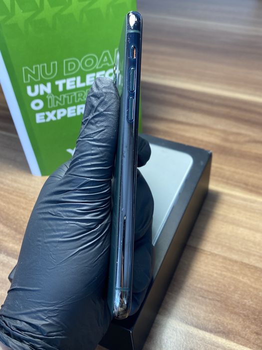 iPhone 11 Pro / 256 GB / Garanție 3 luni | Sănătate baterie 85% / Bun