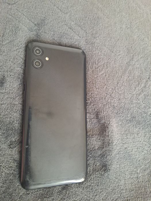 Samsung Galaxy A04e продам