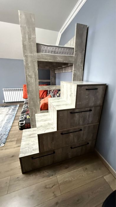 Продам мебель в отличном состоянии