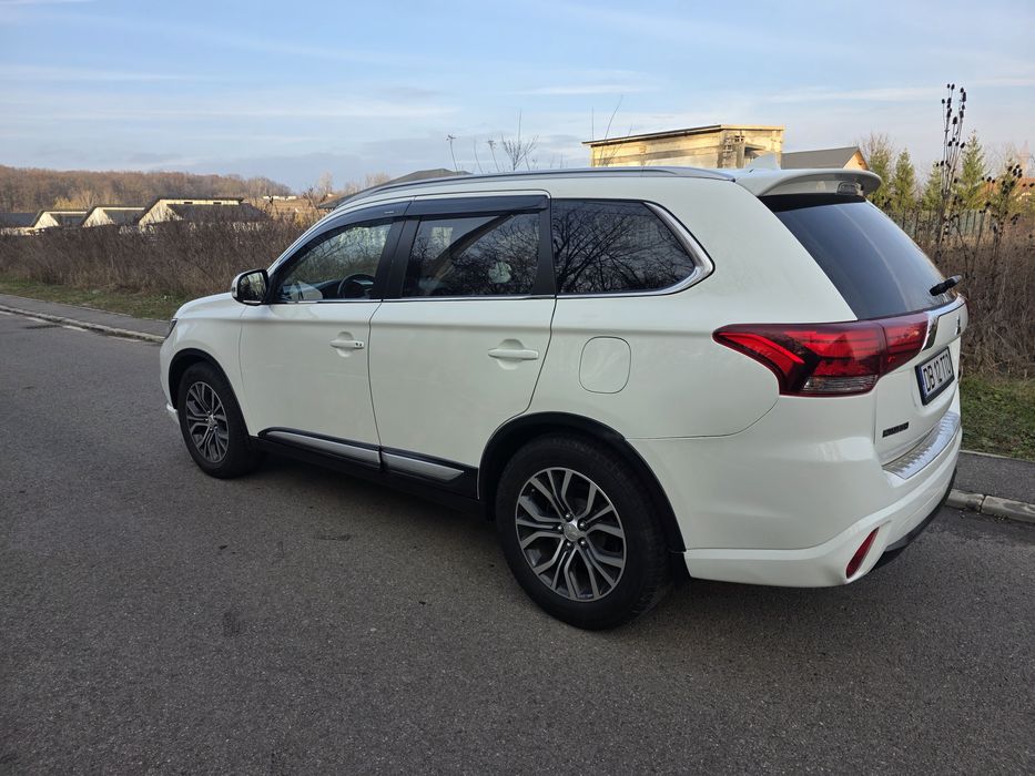 Mitsubishi outlander 2016 2.2 diesel